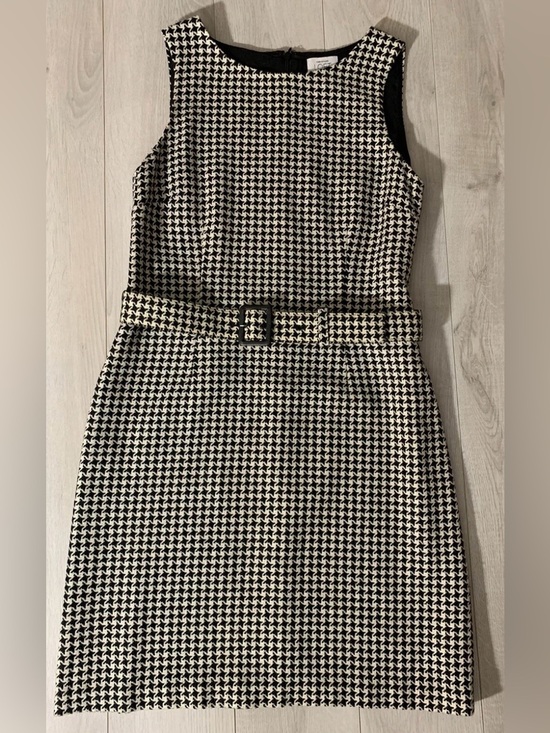 LOFT Dresses & Skirts - Ann Taylor Wool Blend White Black Houndstooth Belted
Lined Sheath Dress Size 10